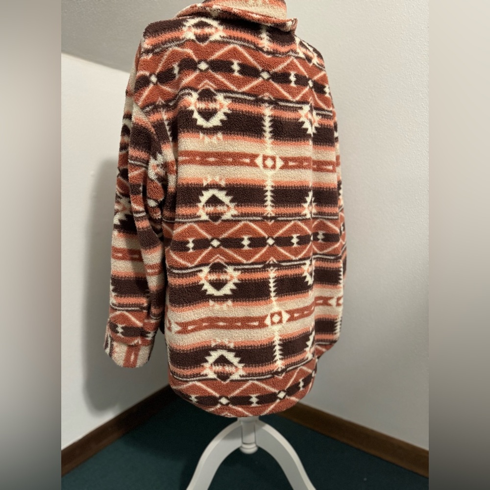 Cozy Patterned Women's Sweater Jacket - Picture 4 of 5